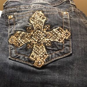 Miss me boot cut jeans. 32